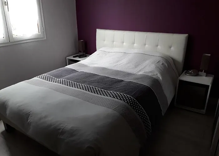 Chambres Cicuit Mulsanne Guest house *